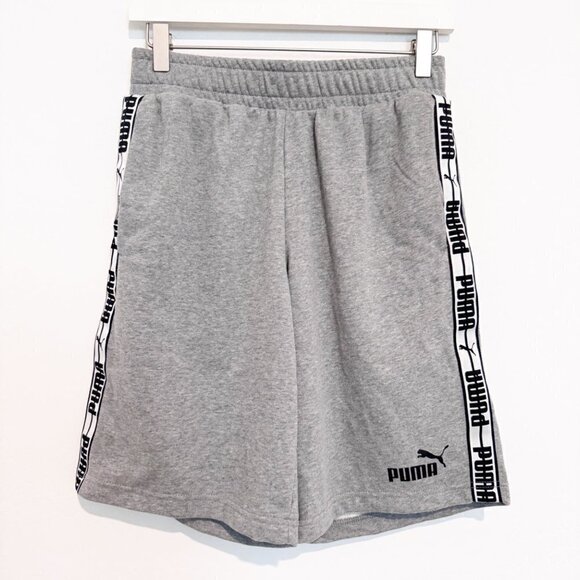NWT Puma Mens Pull On Drawstring Waist Logo Sweat Shorts Gray Black Size Small - Picture 1 of 6